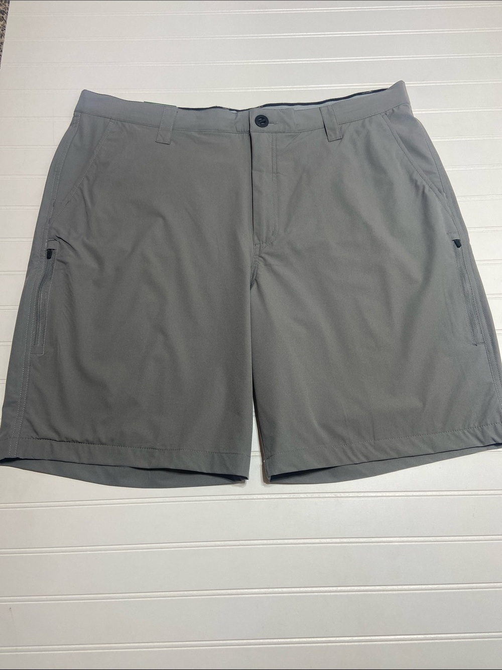 Orvis Performance Tech Shorts Mens 38 Gray Zipper Pockets Stretch Utility NWT